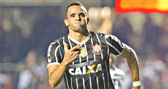 Corinthians anuncia retorno de Renato Augusto