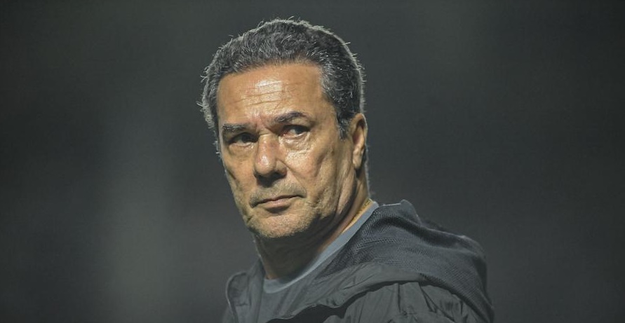 Luxemburgo no Corinthians no lugar de Sylvinho