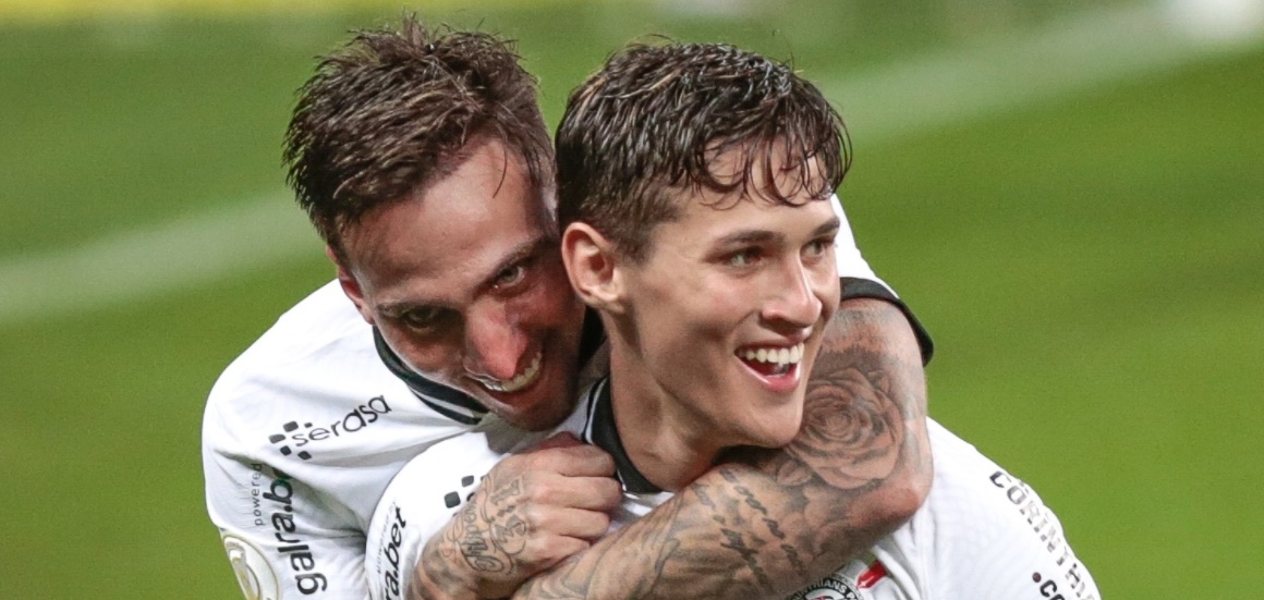 Mosquito fora do Corinthians