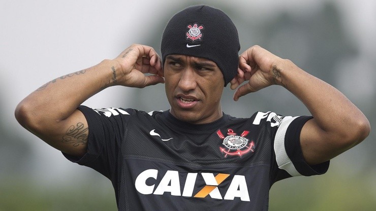 Paulinho de volta ao Corinthians