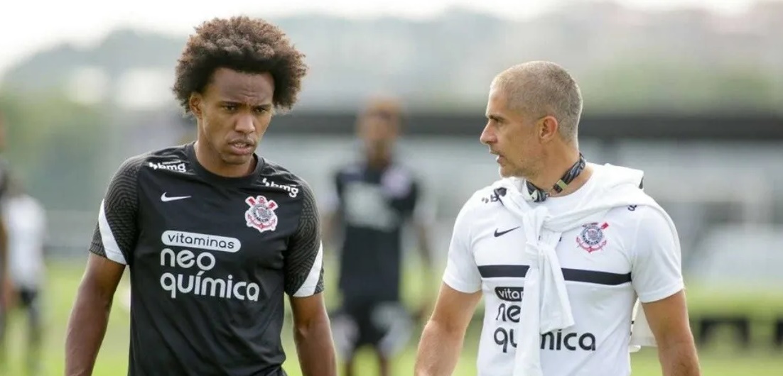 Sylvinho demitido no Corinthians