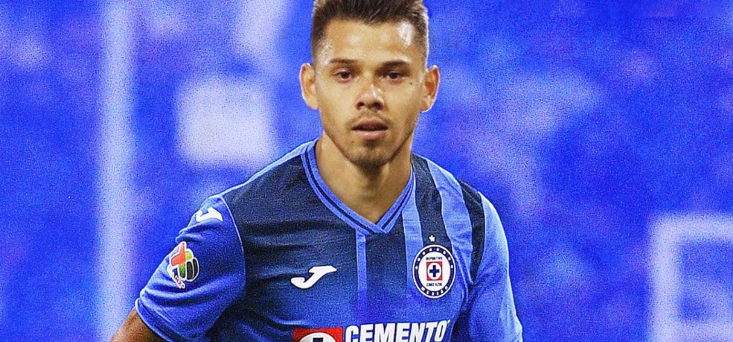 Romero fecha com Cruz Azul