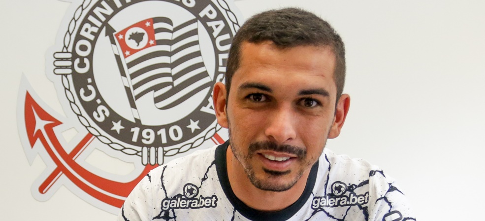 Corinthians anuncia Bruno Melo