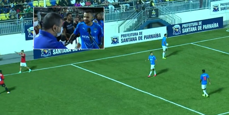 Dentinho no Corinthians Dentinho no Cruzeiro