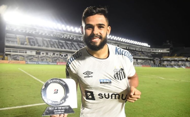 Felipe Jonatan no Corinthians Luan no Santos