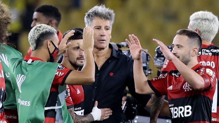 Flamengo desfalcado contra o Corinthians