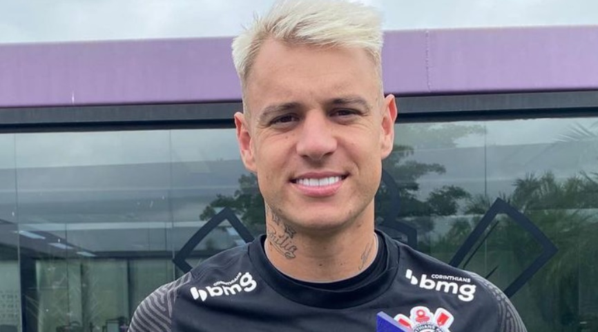 Roger Guedes eleito jogador do mês de setembro no Brasileirão