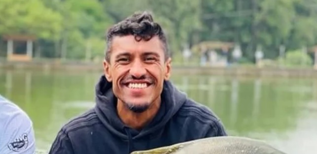 Paulinho volta ao Brasil
