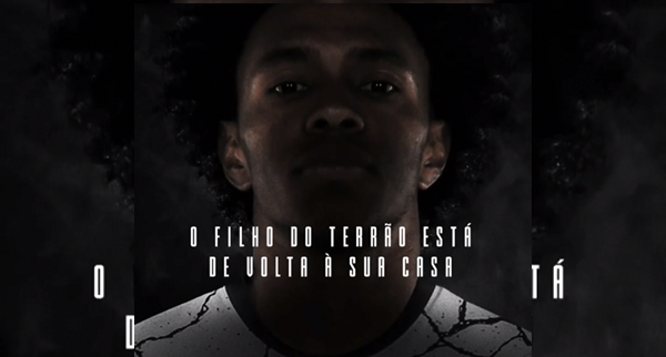 Willian publica como jogador do Corinthians