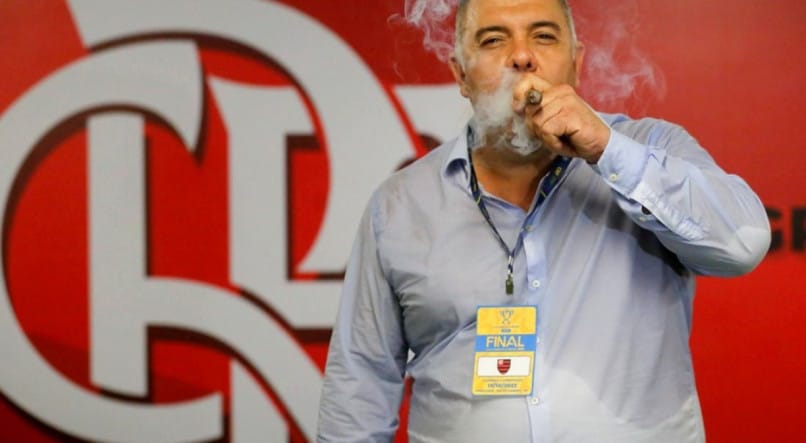 Flamengo rebate Corinthians em nota