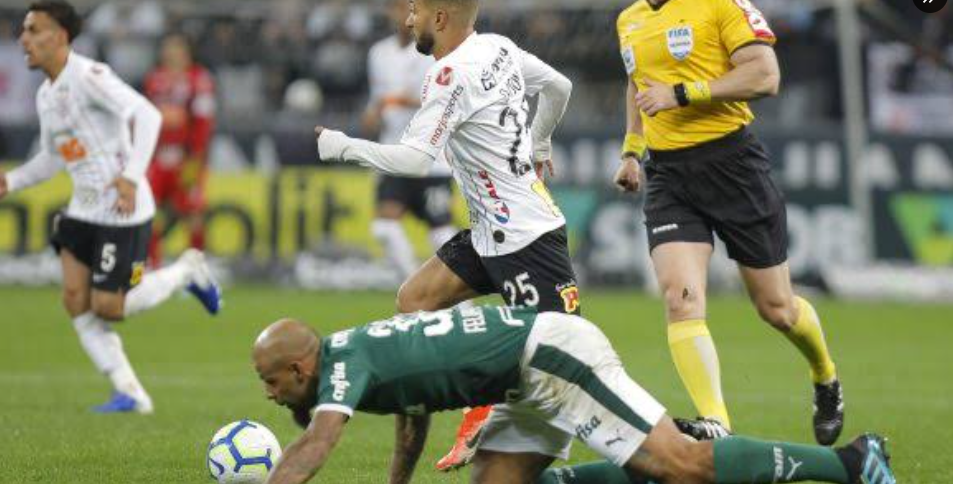 Clayson deixa Felipe Melo no chão