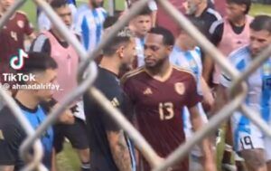 Martínez Corinthians discussão jogador da Argentina