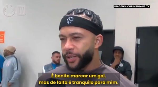 Memphis fala sobre o golaço de falta no Corinthians