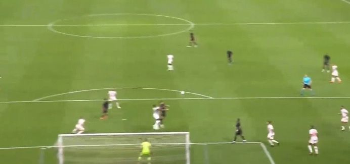 Memphis perde gol contra o Inter