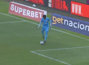 Falha Hugo Souza Corinthians