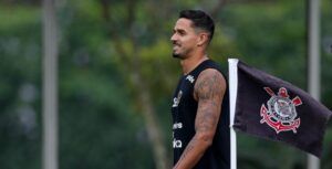 Lucas Veríssimo retornando ao Corinthians