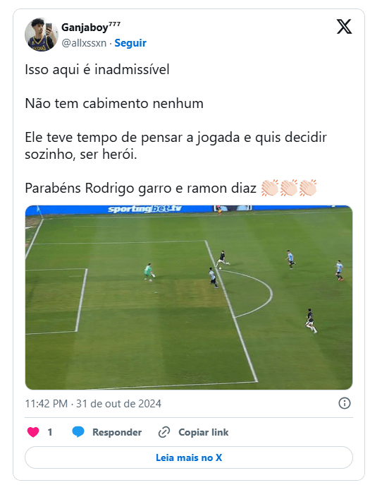 Torcida critica Rodrigo Garro