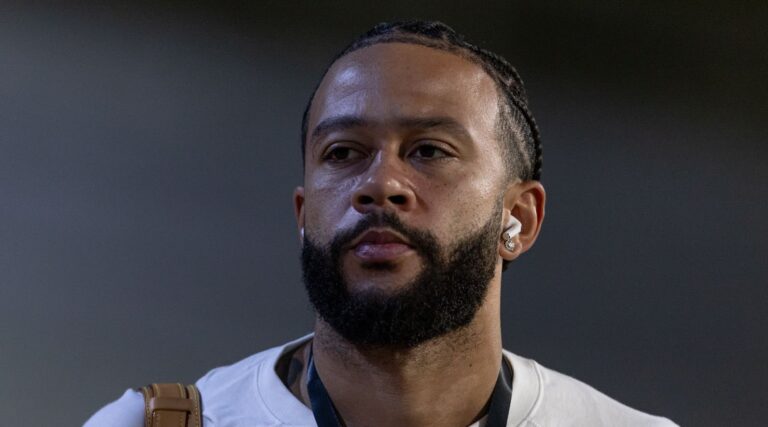 Memphis fala após derrota do Corinthians na Libertadores