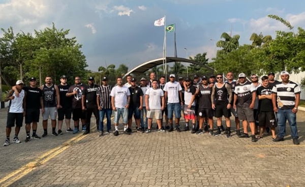 Gaviões cobra jogadores do Corinthians