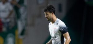 Gustavo Henrique alvo de Santos e Grêmio