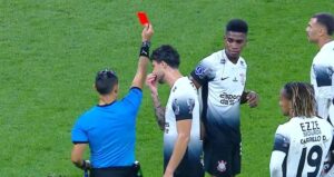 Hugo Souza detona Félix Torres