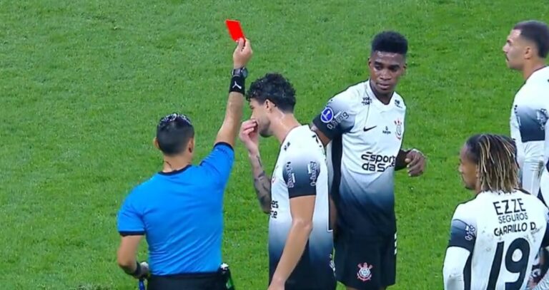 Hugo Souza detona Félix Torres