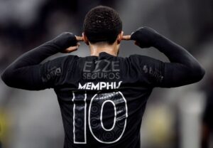 Memphis desabafa sobre VAR