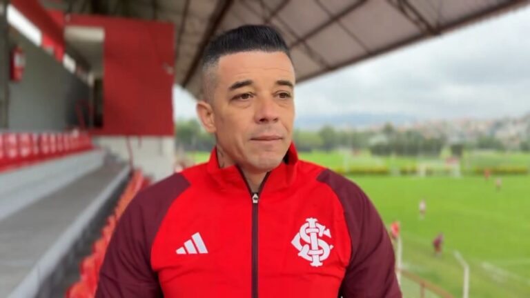 D'Alessandro coloca Corinthians na briga por título Brasileiro