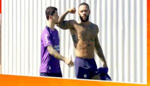 Quando Memphis volta no Corinthians
