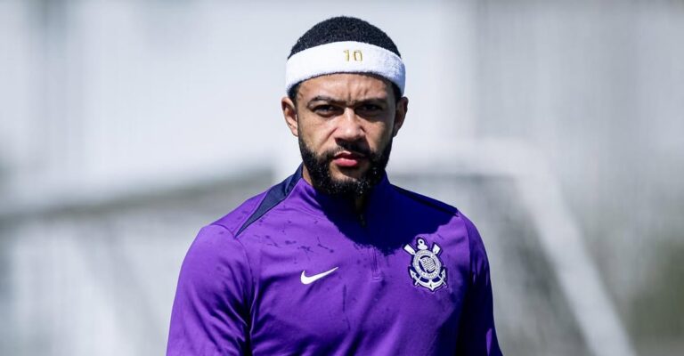 Memphis desabafa após arbitragem de Corinthians e Atlético-MG