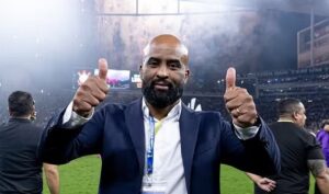 Fabinho Soldado fica no Corinthians?