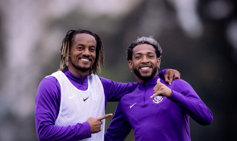 Nova posição de Carrillo no Corinthians