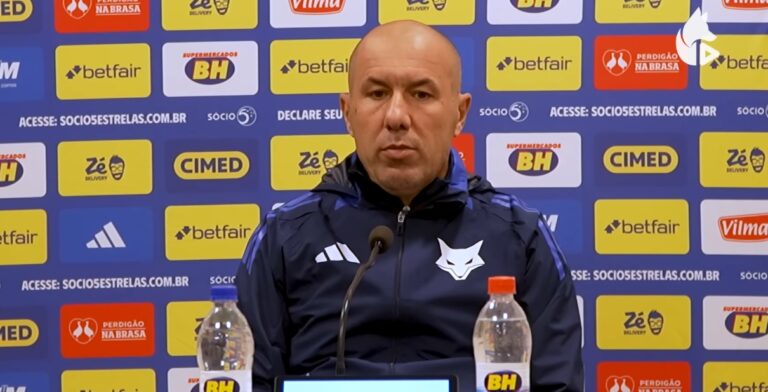 Leo Jardim elogia gramado do Corinthians